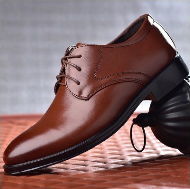 Black Shoes With Pointed Toe - MBM INTERNATIONAL HOLDING