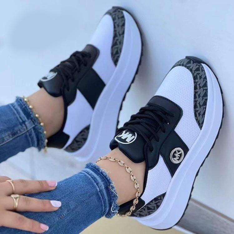 أحذية رياضية كاجوال برباط ذات نعل سميك ومتعدد الألوان وأصابع مستديرة وأحذية رياضية خارجية كاجوال للمشي والجري