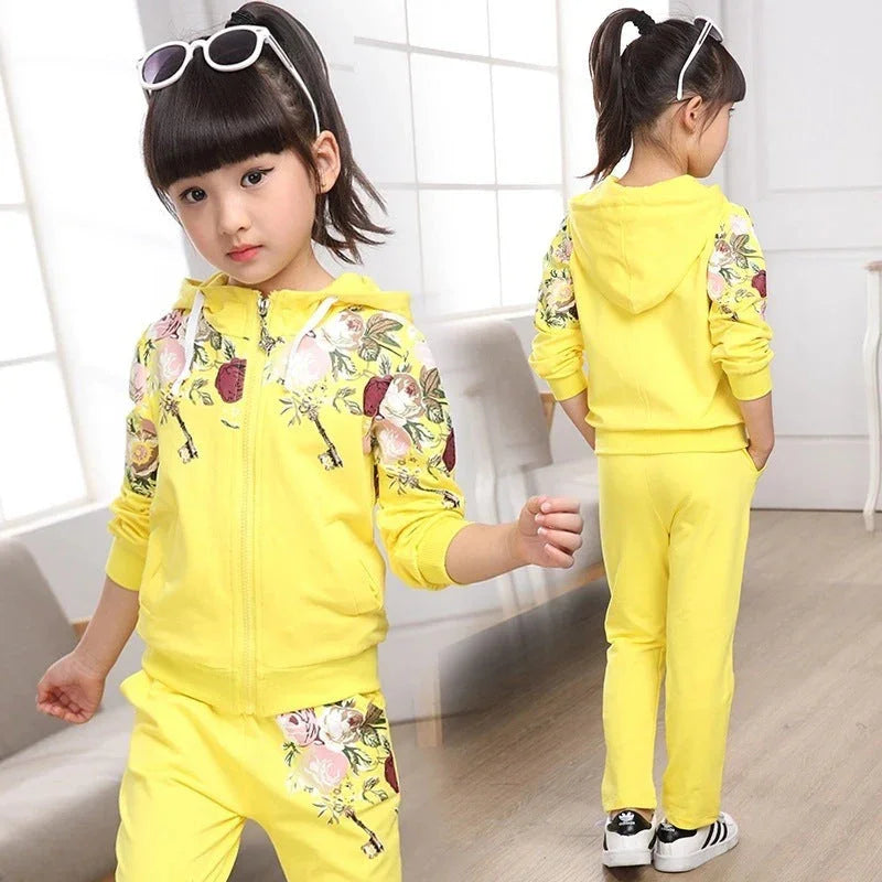 Children clothes set - MBM INTERNATIONAL HOLDING