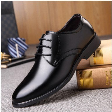 Black Shoes With Pointed Toe - MBM INTERNATIONAL HOLDING