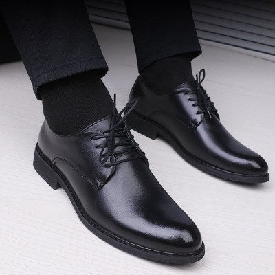 Black Shoes With Pointed Toe - MBM INTERNATIONAL HOLDING
