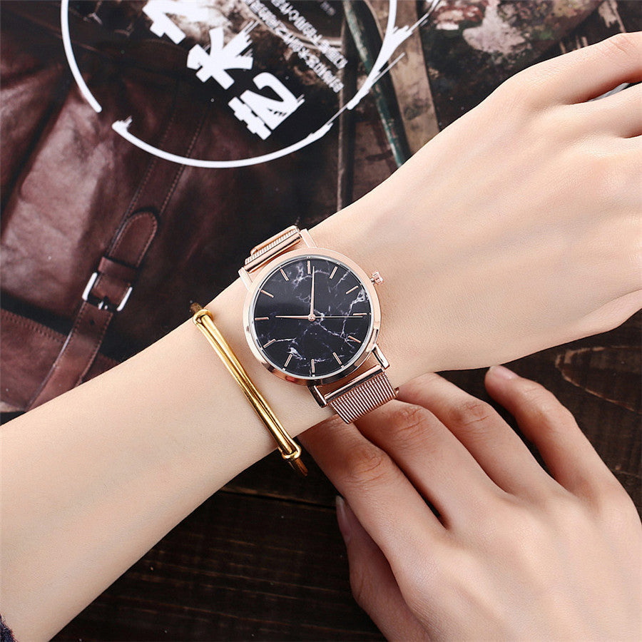 Vansvar fashion brand wristwatch