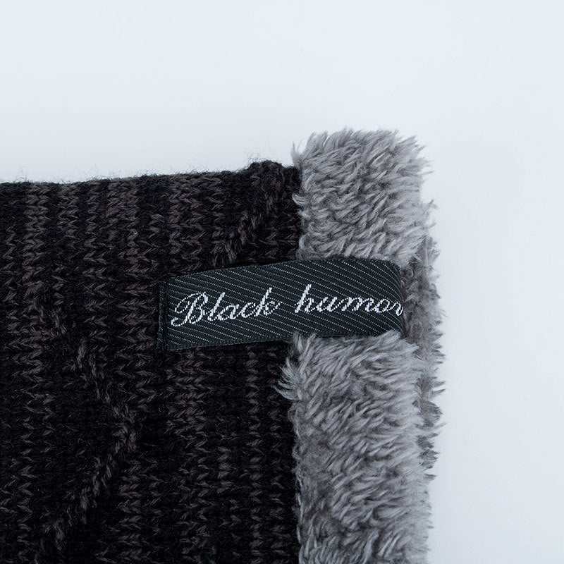 Diagonal hook hat bib knitted woolen hat