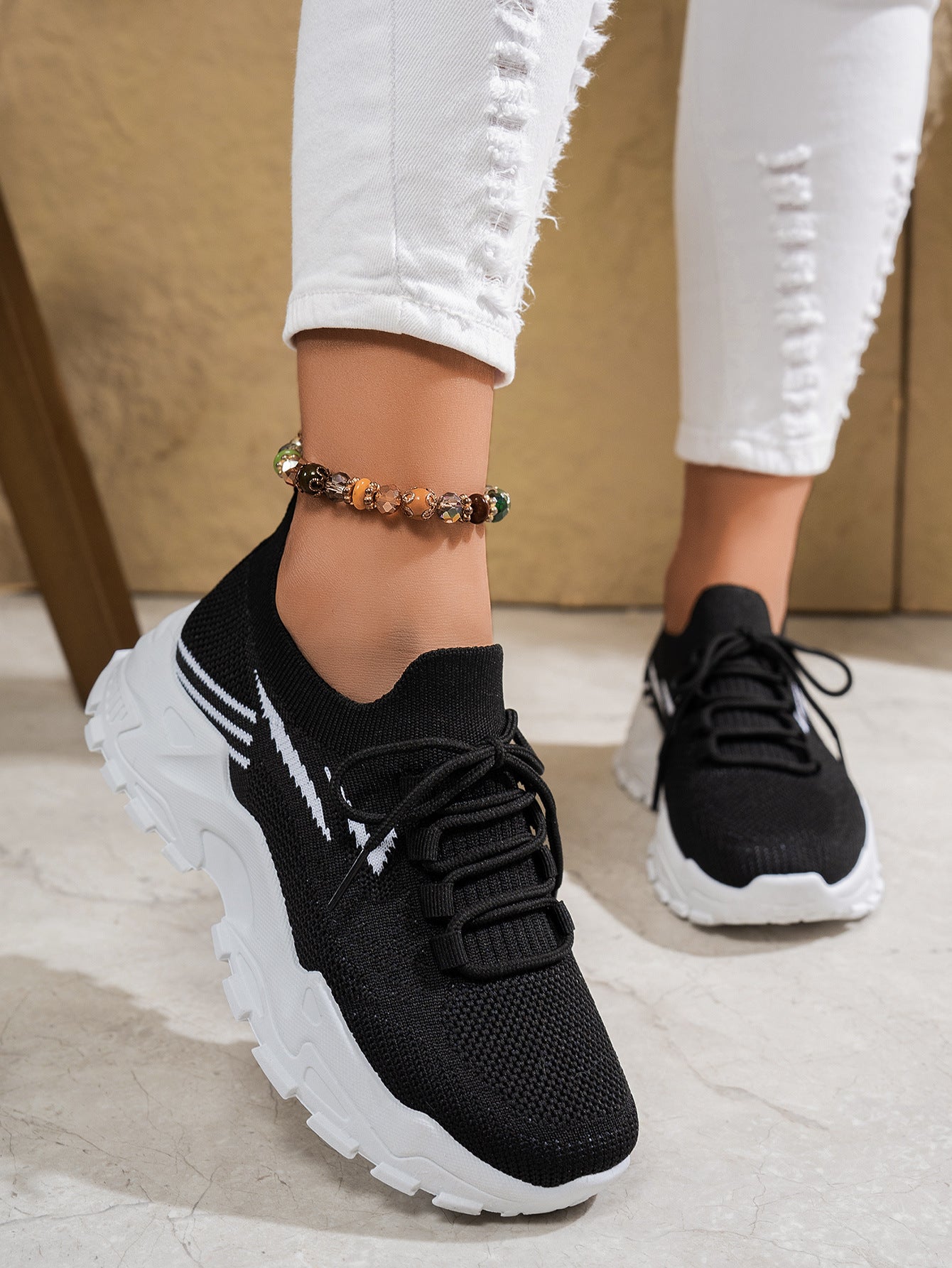 Women's Casual Stylish And Lightweight Soft Bottom Sports Shoes